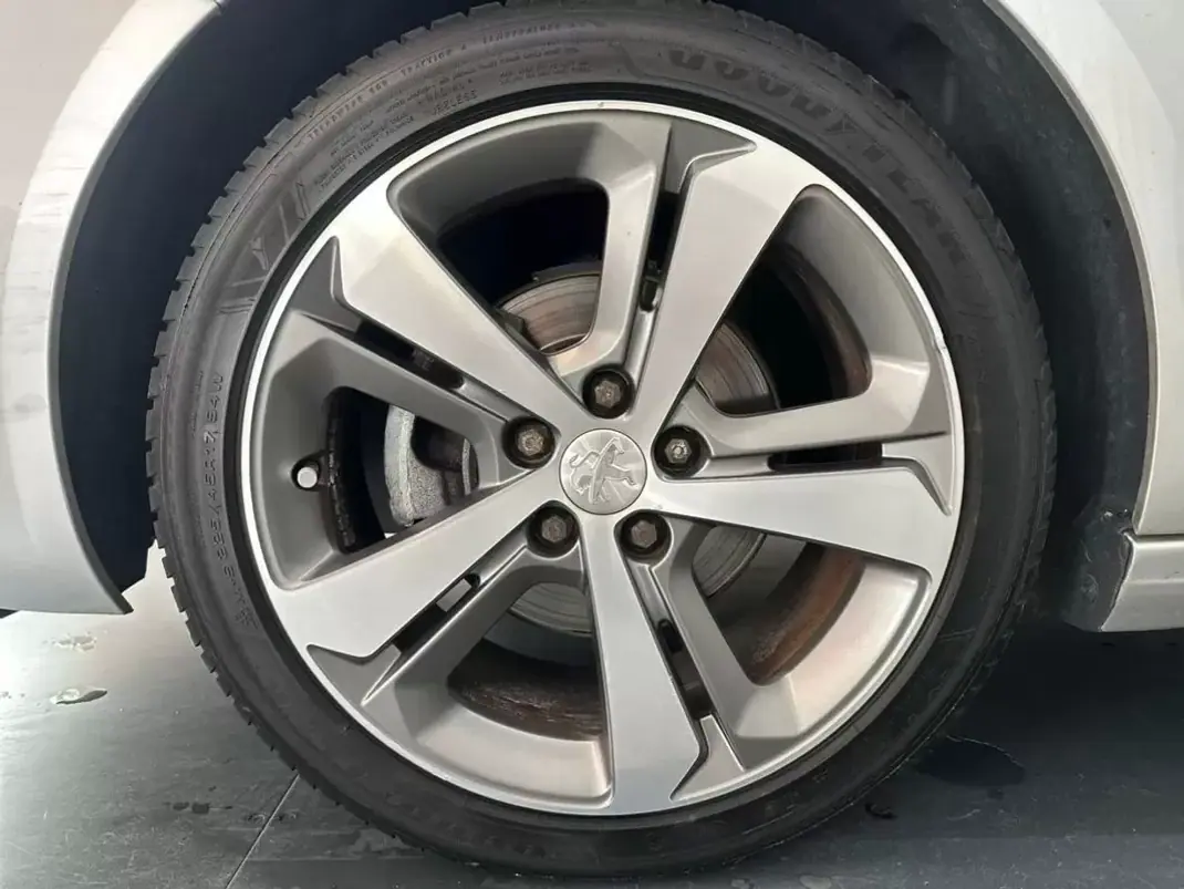 Peugeot 308 SW 2016 - 7990 EUR, 212792 km - AUTO.MOTO.pt - 212792km - foto 22 de 22