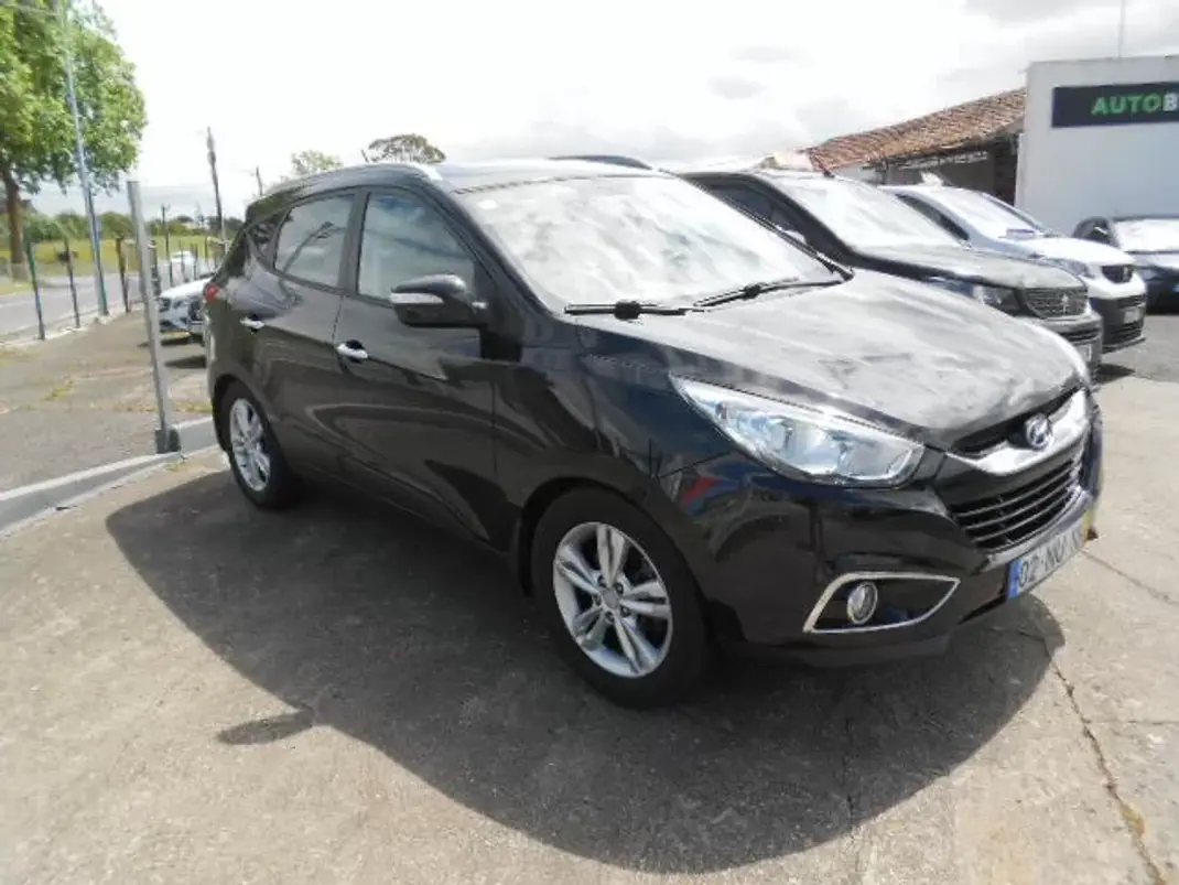 Hyundai ix35 2013 - 12750 EUR, 94101 km - AUTO.MOTO.pt - 94101km - foto 2 de 12