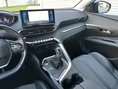 Peugeot 3008 2021 - 24900 EUR, 260000 km - 260000km - foto 32 de 67
