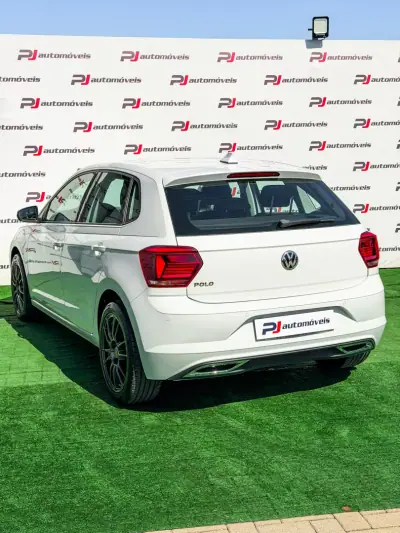 Volkswagen Polo 2018 - 12500 EUR, 112178 km - 112178km - foto 13 de 21