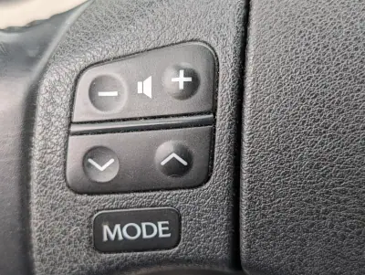 Lexus IS 220 2009 - 8500 EUR, 204441 km - AUTO.MOTO.pt - 204441km - foto 21 de 26
