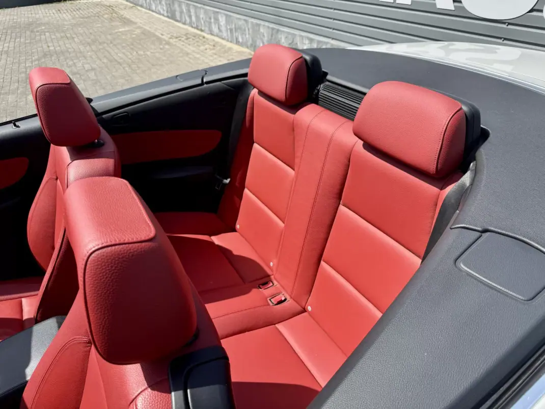 BMW 120 2010 - 14950 EUR, 159000 km - AUTO.MOTO.pt - 159000km - foto 20 de 24