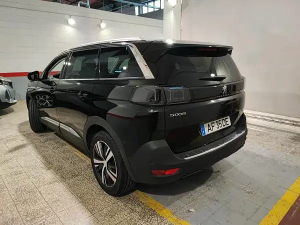 Peugeot 5008 2021 - 25900 EUR, 107095 km - AUTO.MOTO.pt - 107095km - foto 2 de 12