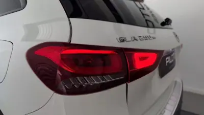 Mercedes-Benz GLA 250 2021 - 34990 EUR, 48067 km - 48067km - foto 9 de 31