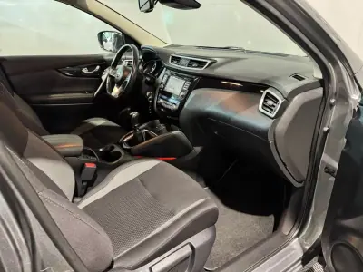 Nissan Qashqai 2019 - 18500 EUR, 131140 km - AUTO.MOTO.pt - 131140km - foto 26 de 48