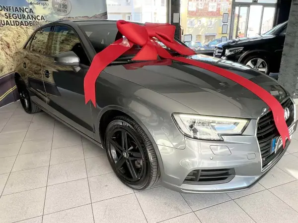 Audi A3 Limousine 2018 — photo 2 of 24