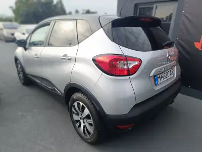 Renault Captur 2016 - 12490 EUR, 138211 km - AUTO.MOTO.pt - 138211km - foto 10 de 30