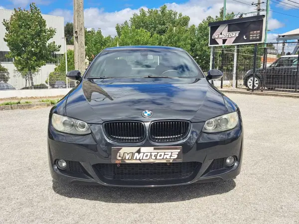 BMW 320 2008 - 13750 EUR, 258755 km - AUTO.MOTO.pt - 258755km - foto 2 de 35
