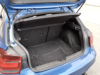 BMW 120 2013 - 13999 EUR, 270000 km - AUTO.MOTO.pt - 270000km - foto 17 de 34