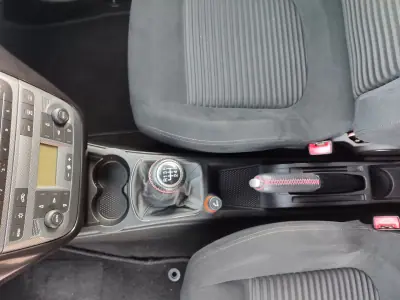 Fiat Grande Punto 2010 - 13900 EUR, 32000 km - AUTO.MOTO.pt - 32000km - foto 15 de 28
