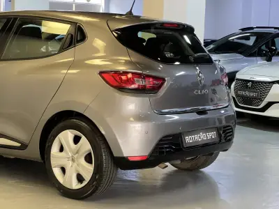 Renault Clio 2013 - 7990 EUR, 160000 km - 160000km - foto 24 de 38