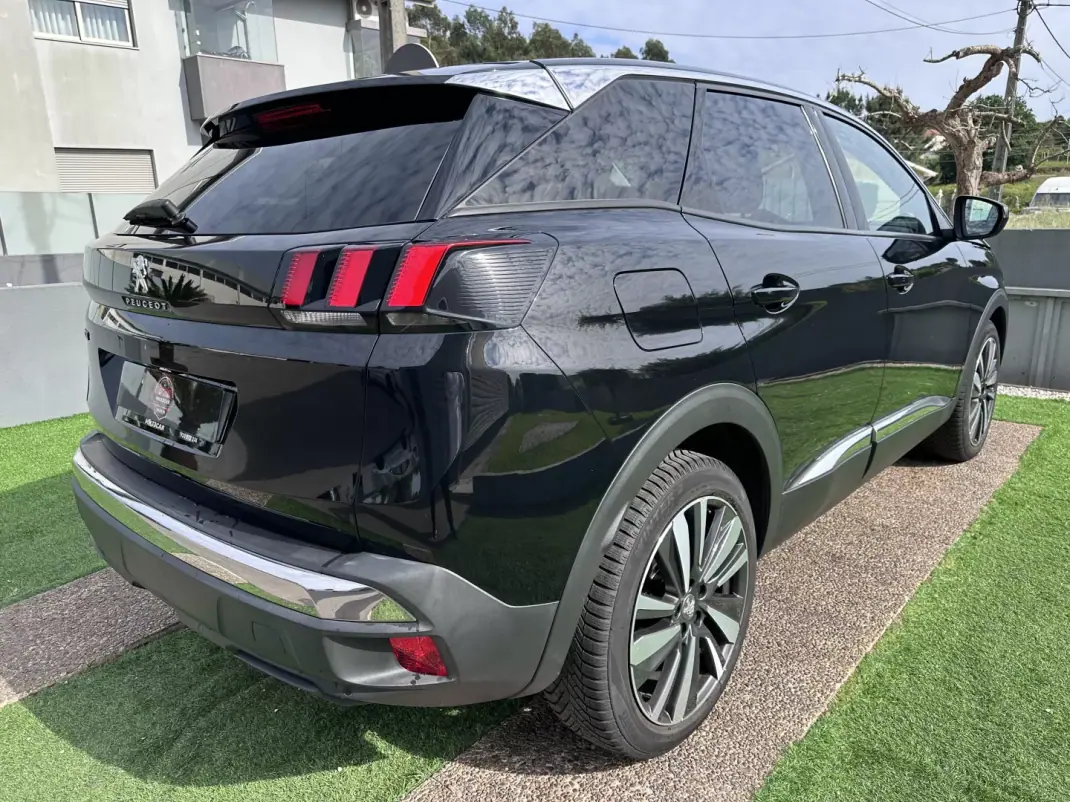 Peugeot 3008 2019 - 17900 EUR, 180000 km - AUTO.MOTO.pt - 180000km - foto 9 de 62