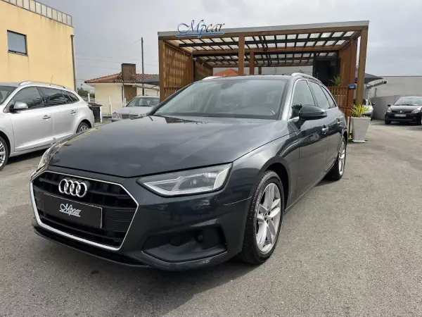Audi A4 Avant 2022 - 21250 EUR, 195000 km - AUTO.MOTO.pt - 195000km - foto 9 de 45