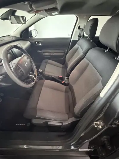 Citroën C4 Cactus 2017 - 12500 EUR, 70000 km - AUTO.MOTO.pt - 70000km - foto 5 de 14