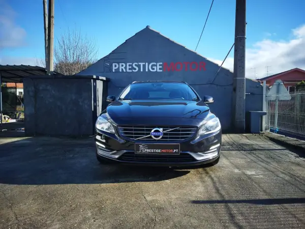 Volvo V60 2014 - 12900 EUR, 172000 km - AUTO.MOTO.pt - 172000km - foto 2 de 24
