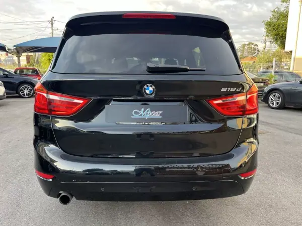 BMW 218 Gran Tourer 2016 - 15950 EUR, 200000 km - AUTO.MOTO.pt - 200000km - foto 6 de 51