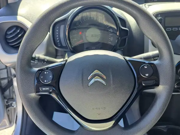 Citroën C1 2018 - 9500 EUR, 80000 km - AUTO.MOTO.pt - 80000km - foto 27 de 39
