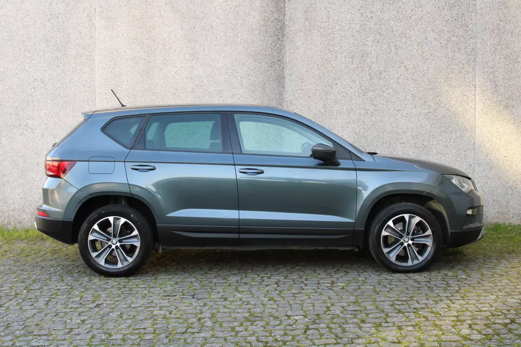 SEAT Ateca 2017 - 14990 EUR, 160000 km - AUTO.MOTO.pt - 160000km - foto 7 de 31