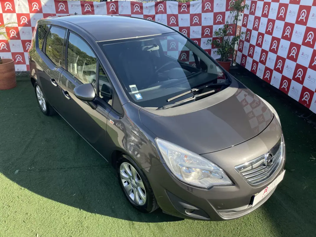Opel Meriva 2011 - 7490 EUR, 153100 km - AUTO.MOTO.pt - 153100km - foto 6 de 20