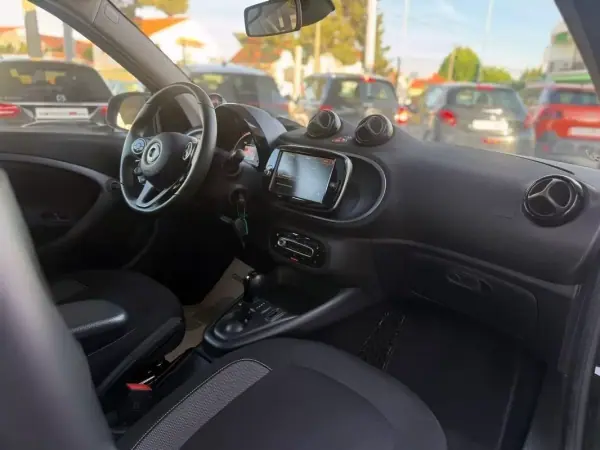 Smart ForFour 2020 - 12990 EUR, 37813 km - AUTO.MOTO.pt - 37813km - foto 17 de 17