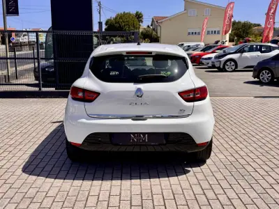 Renault Clio 2015 - 9500 EUR, 130000 km - 130000km - foto 2 de 18