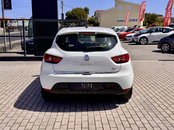 Renault Clio 2015 - 9500 EUR, 130000 km - 130000km - foto 2 de 18