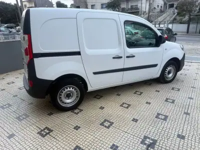Renault Kangoo 2021 — foto 4 de 22