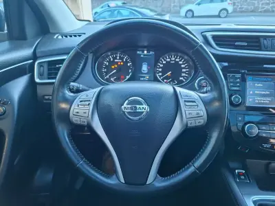 Nissan Qashqai 2015 - 12900 EUR, 138773 km - AUTO.MOTO.pt - 138773km - foto 38 de 39