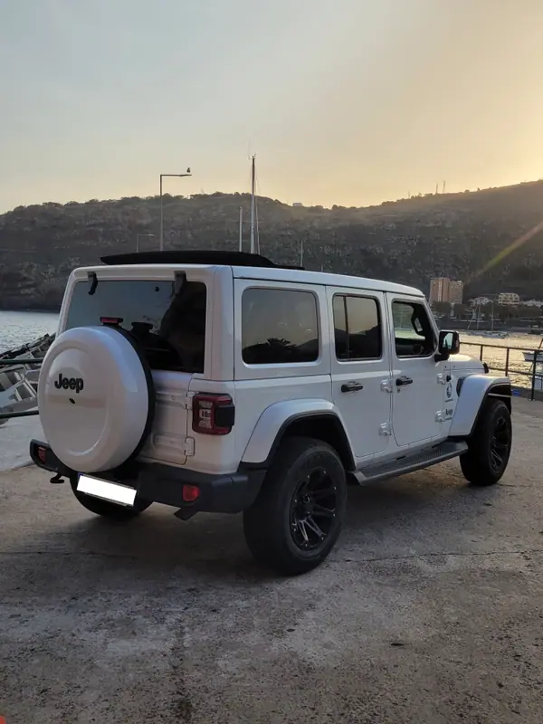 Jeep WRANGLER UNLIMITED SAHARA 4X4 2019 - 49500 EUR, 93000 km - AUTO.MOTO.pt - 93000km - foto 2 de 15
