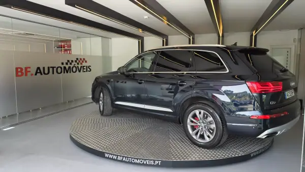 Audi Q7 2015 - 33900 EUR, 144656 km - AUTO.MOTO.pt - 144656km - foto 16 de 67