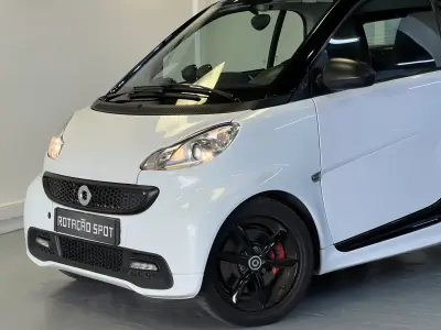 Smart ForTwo Coupé 2013 - 7990 EUR, 165000 km - AUTO.MOTO.pt - 165000km - foto 17 de 47
