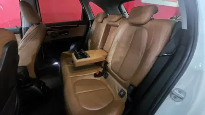 BMW 216 Active Tourer 2017 - 16990 EUR, 118407 km - AUTO.MOTO.pt - 118407km - foto 65 de 72