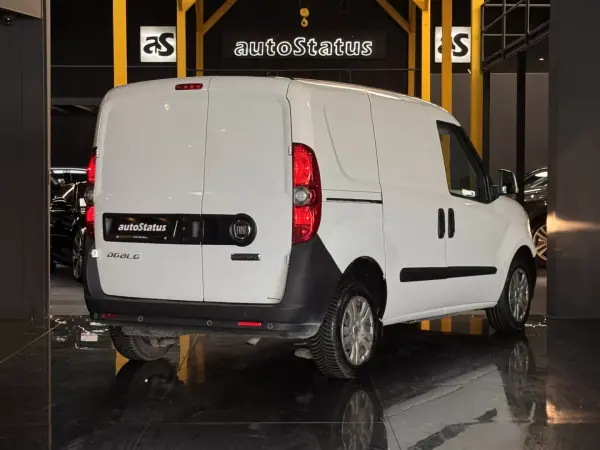 Fiat Doblo 2020 - 10990 EUR, 160200 km - AUTO.MOTO.pt - 160200km - foto 7 de 21