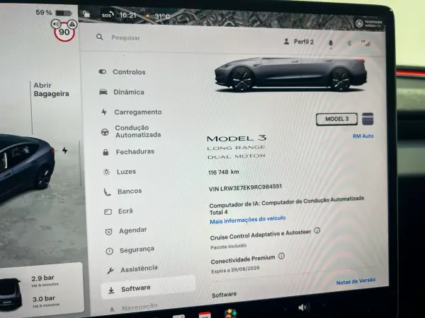 Tesla Model 3 2023 - 36900 EUR, 116000 km - AUTO.MOTO.pt - 116000km - foto 18 de 20