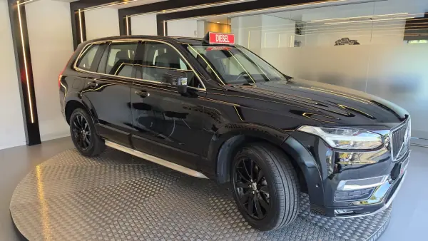 Volvo XC 90 2016 - 27900 EUR, 185393 km - AUTO.MOTO.pt - 185393km - foto 20 de 58