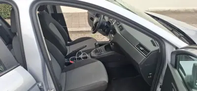 SEAT Ibiza 2018 - 10900 EUR, 184500 km - AUTO.MOTO.pt - 184500km - foto 10 de 17