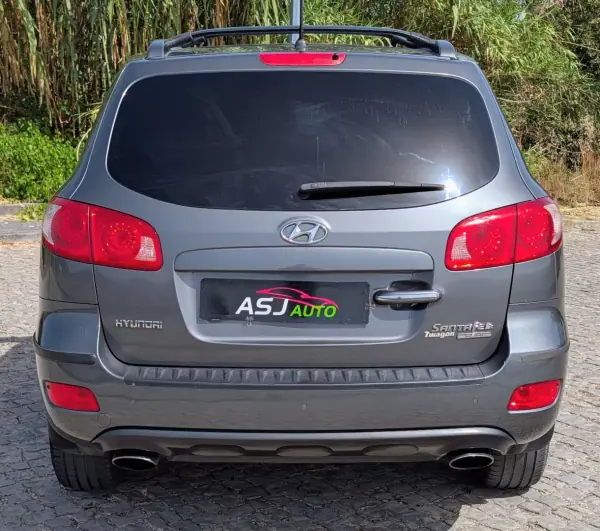 Hyundai Santa Fe 2007 - 5900 EUR, 298896 km - AUTO.MOTO.pt - 298896km - foto 8 de 23