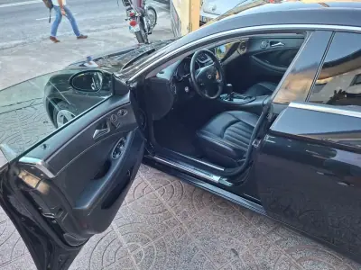 Mercedes-Benz CLS 320 2006 - 14900 EUR, 299952 km - 299952km - foto 22 de 38