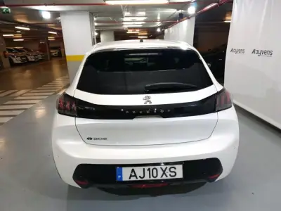 Peugeot e-208 2021 - 14499 EUR, 97021 km - AUTO.MOTO.pt - 97021km - foto 4 de 14