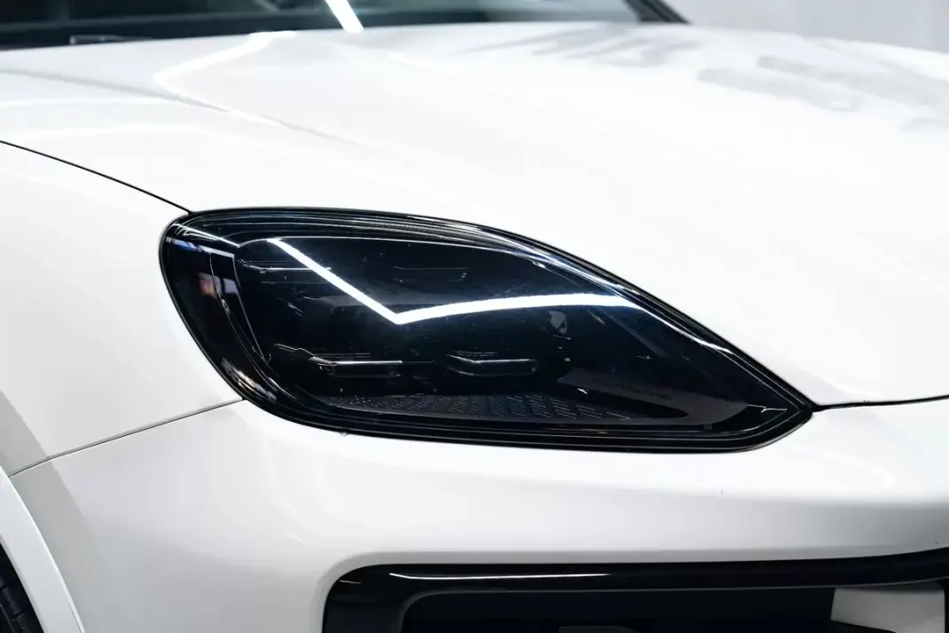 Porsche Cayenne 2024 - 97950 EUR, 32000 km - AUTO.MOTO.pt - 32000km - foto 6 de 55