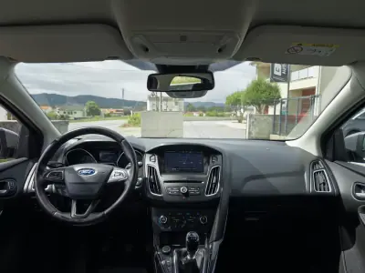 Ford Focus 2016 - 9990 EUR, 103000 km - AUTO.MOTO.pt - 103000km - foto 12 de 42