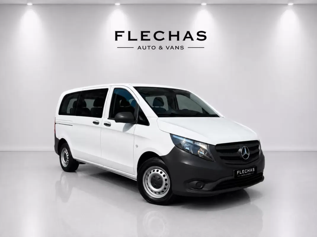 Mercedes-Benz Vito Tourer 2017 - 25000 EUR, 176000 km - AUTO.MOTO.pt - 176000km - foto 7 de 12