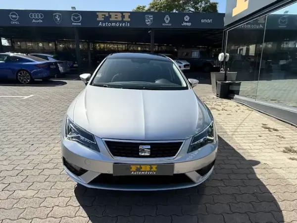 SEAT Leon 2020 - 16900 EUR, 86900 km - AUTO.MOTO.pt - 86900km - foto 5 de 12