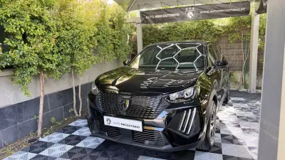 Peugeot 2008 2025 - 22500 EUR, 3357 km - AUTO.MOTO.pt - 3357km - foto 2 de 20