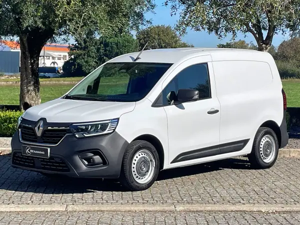 Renault Kangoo 2023 — foto 2 de 37