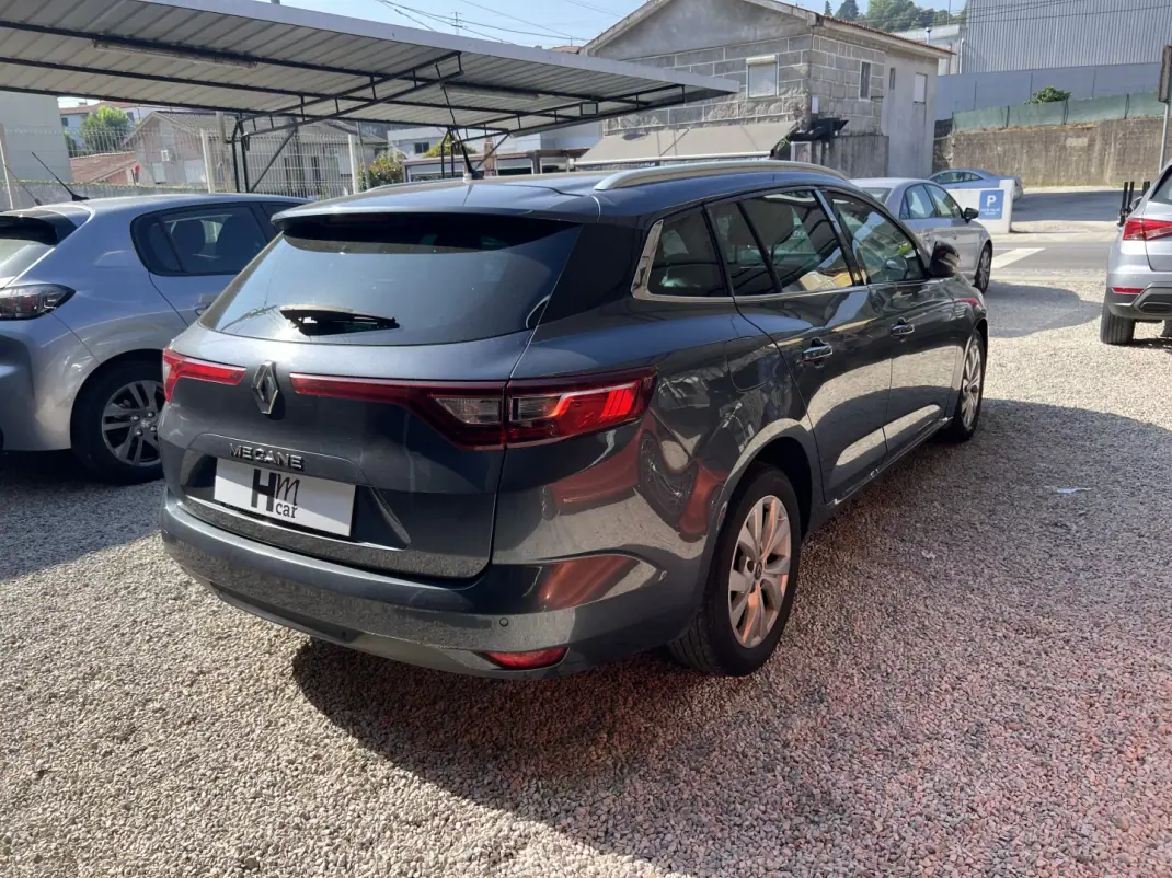 Renault Mégane Sport Tourer 2019 - 12500 EUR, 232000 km - 232000km - foto 5 de 16