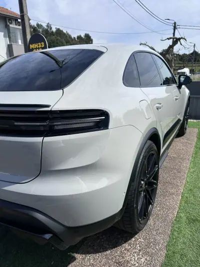Porsche Macan 2026 - 129000 EUR, 2200 km - AUTO.MOTO.pt - 2200km - foto 15 de 85