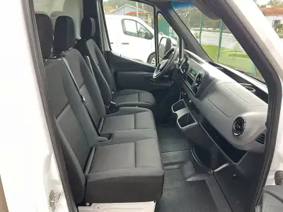 Mercedes-Benz Sprinter 515 CDI Contentor + Plataforma Elevatória 2022 - 46900 EUR, 72000 km - AUTO.MOTO.pt - 72000km - foto 22 de 30