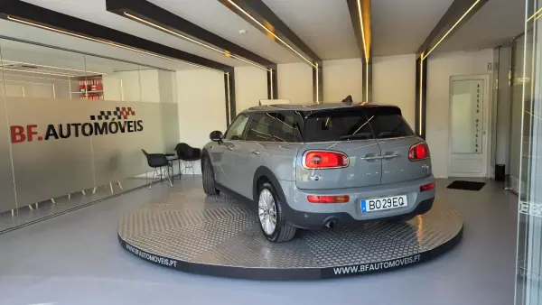 MINI Clubman 2017 - 13900 EUR, 157631 km - AUTO.MOTO.pt - 157631km - foto 3 de 55