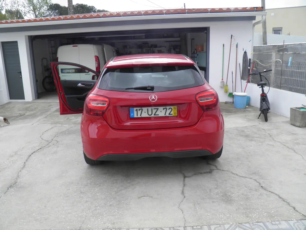 Mercedes-Benz A 160 2015 - 15750 EUR, 204000 km - AUTO.MOTO.pt - 204000km - foto 3 de 6